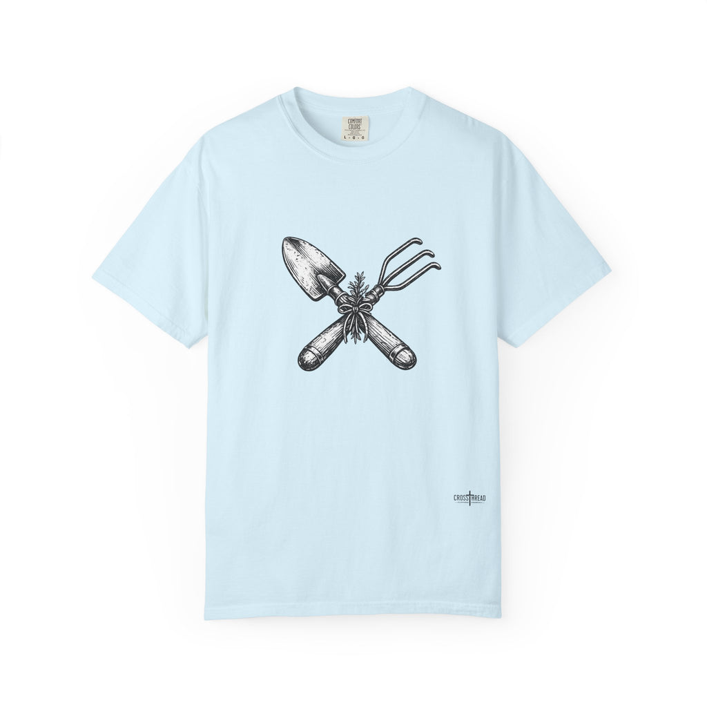 Gardener Crossed Trowel & Cultivator Tee — Vintage Gardening Tool Graphic Shirt