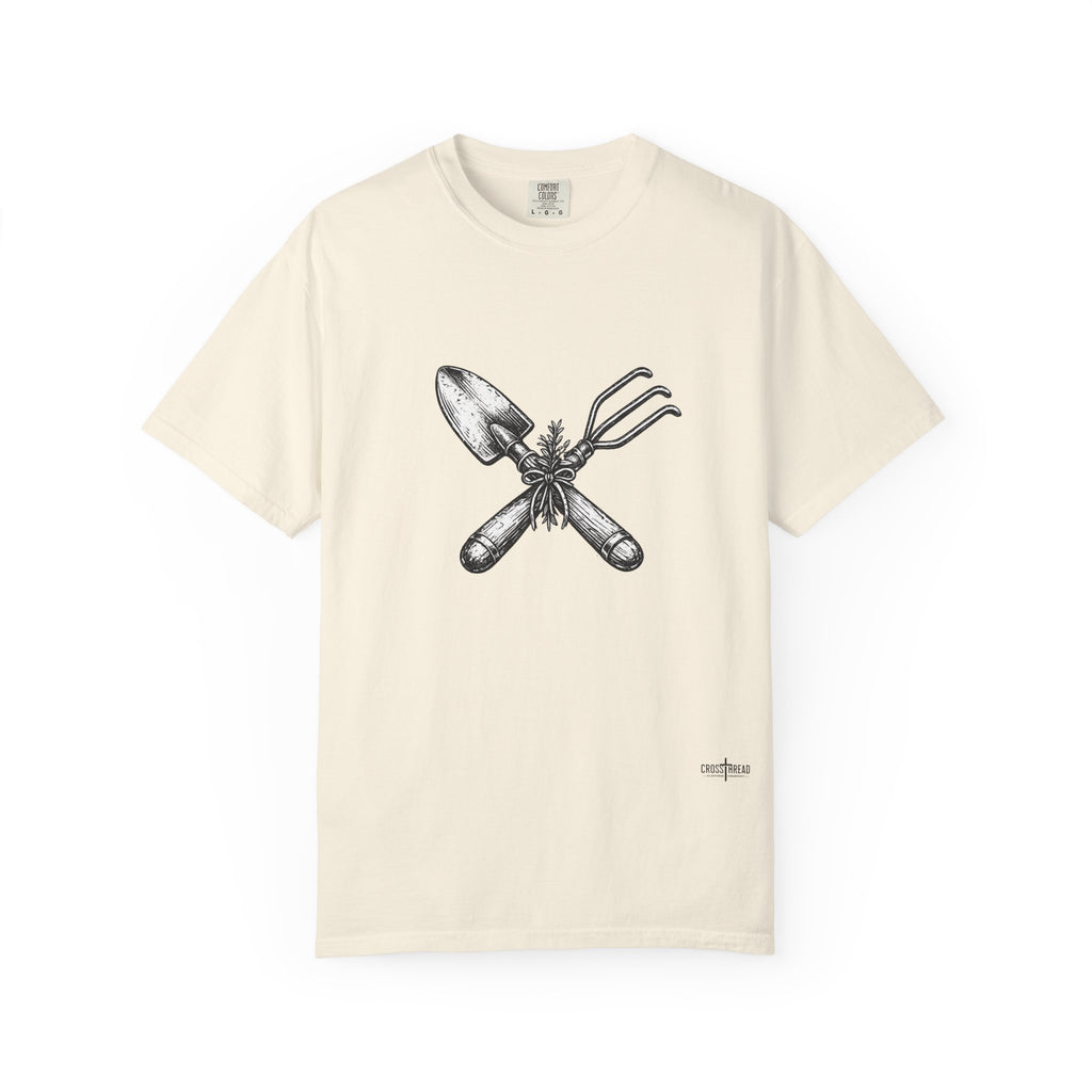 Gardener Crossed Trowel & Cultivator Tee — Vintage Gardening Tool Graphic Shirt
