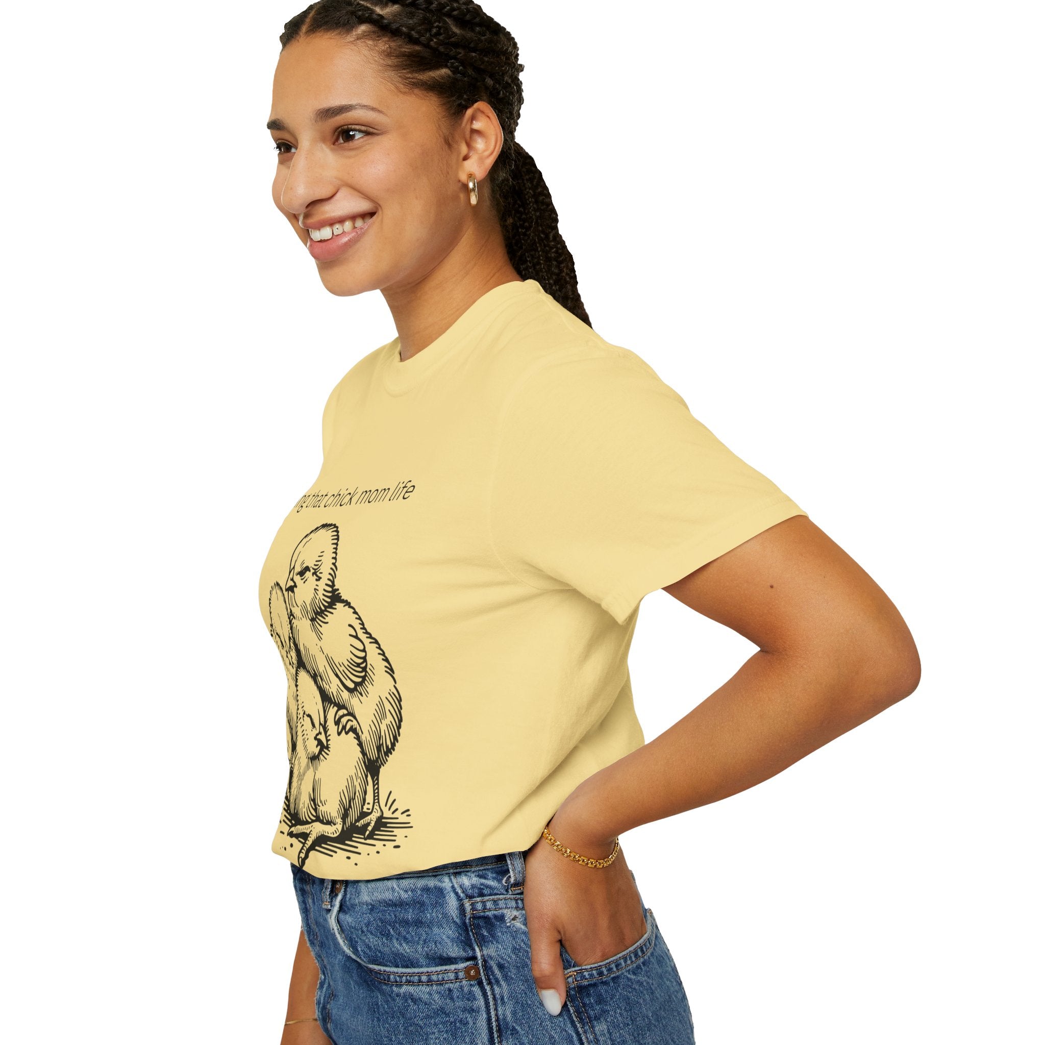 Living That Chick Mom Life Unisex Comfort Colors T-Shirt