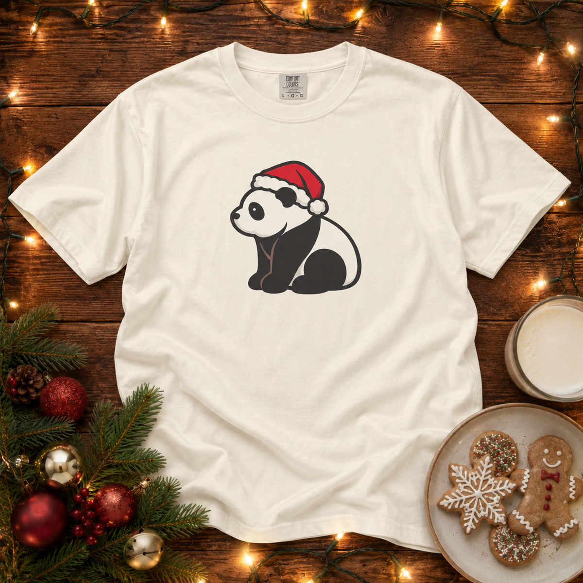 Panda Santa Hat Comfort Colors T-Shirt